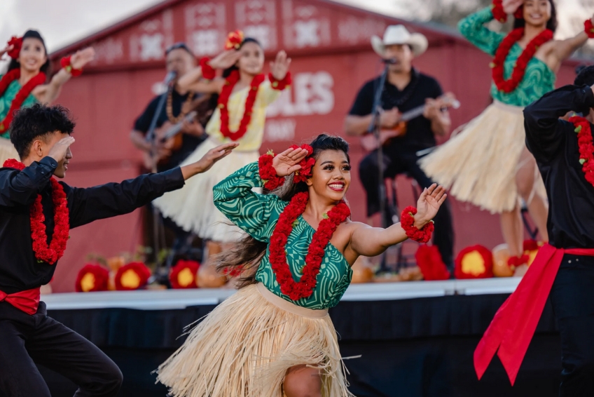 Best Oahu Luaus - Paniolo, A Hawaiian Cowboy Luau